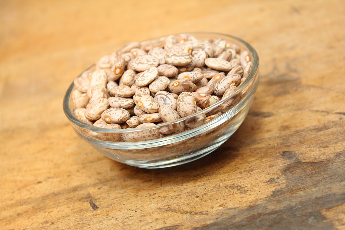 Free Pinto Beans in Glass Bowl Stock Photography