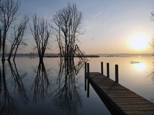 Free Dock at Sunrise Reflection Stock Photography
