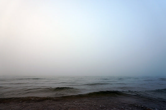 Free Hazy Horizon Over Lake Waters Stock Photography