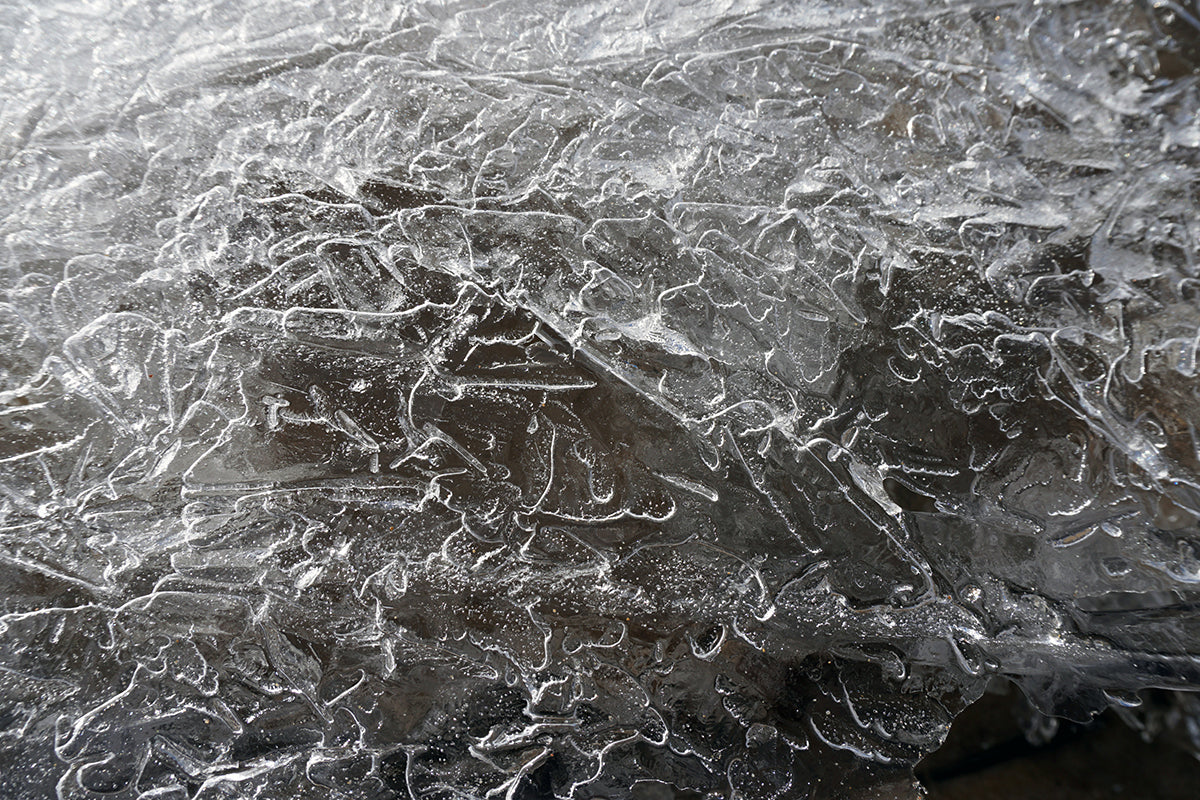 Free Cracked Surface of Clear Ice Stock Photography