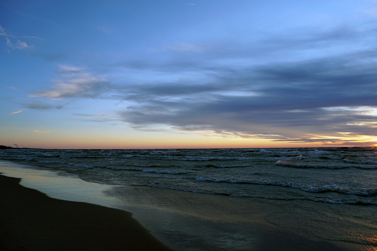 Free Dusk Sky Over Quiet Beach Stock Photography
