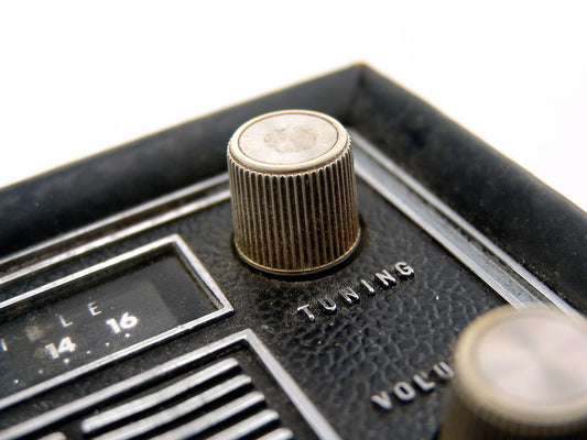 Free Vintage Radio Tuning Knob Close-Up Stock Photography