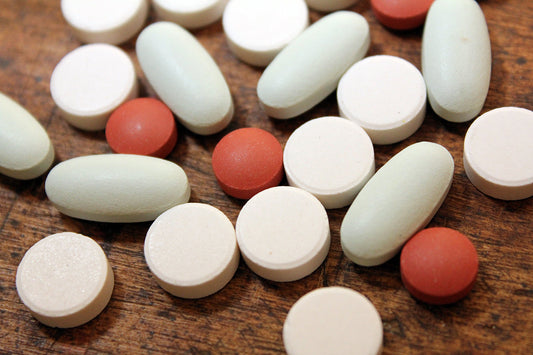 Free Assorted Pills on Wood Surface Stock Photography