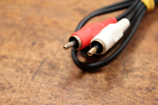 Free Red and White RCA Audio Cables Stock Photography