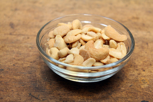 Free Glass Bowl of Salted Cashews Stock Photography