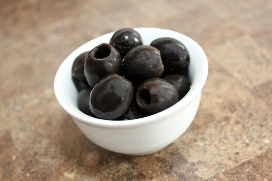 Free Black Olives in White Bowl Stock Photography