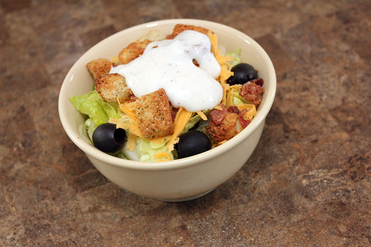 Free Fresh Garden Salad with Ranch Stock Photography